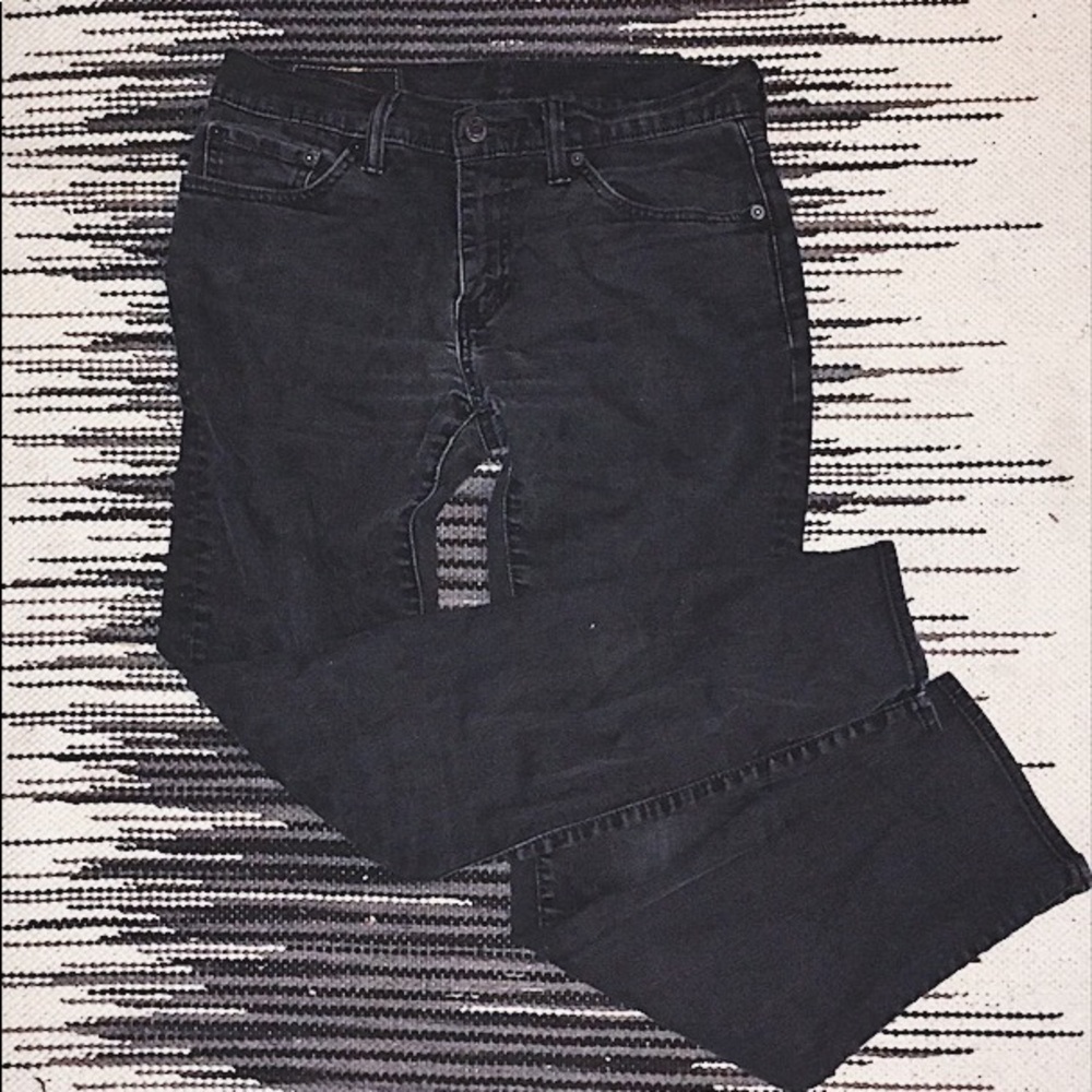 Lightly loved Levi’s 511